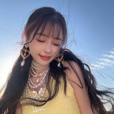 彩凤云裳